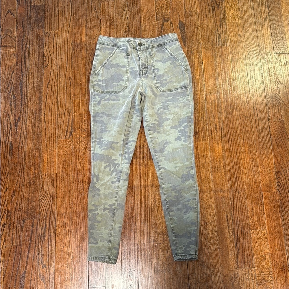 Mossimo Camo High-Waisted Jegging